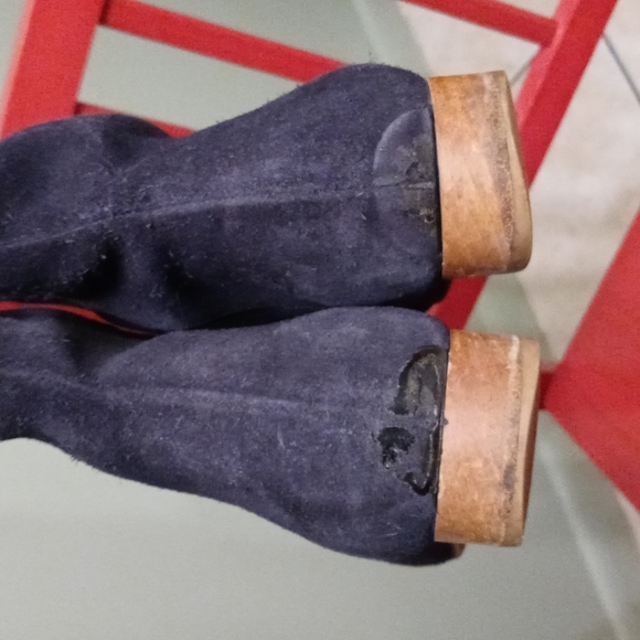 FINAL PRICE DROP!! $55!!! Chloe Navy Leather Boots EUC Size 38 - Picture 4 of 6